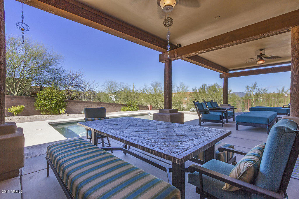 109 W Summerset Dr, Phoenix, AZ 85085 photo 9