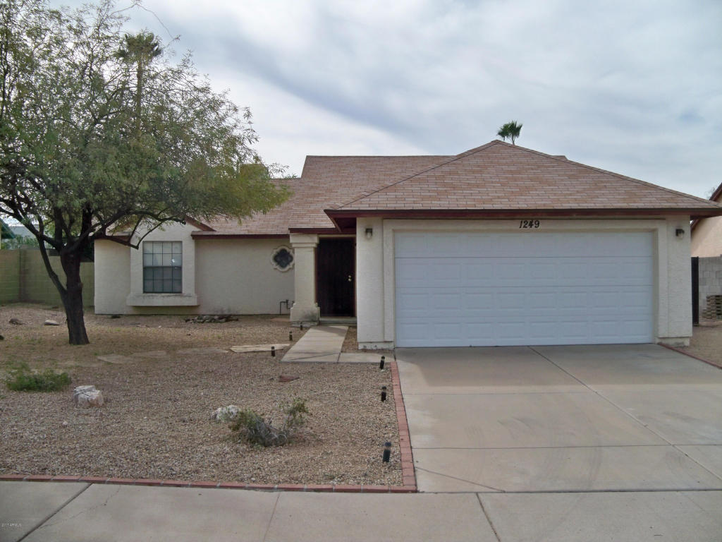 1249 E Taro Ln, Phoenix, AZ 85024 photo 1