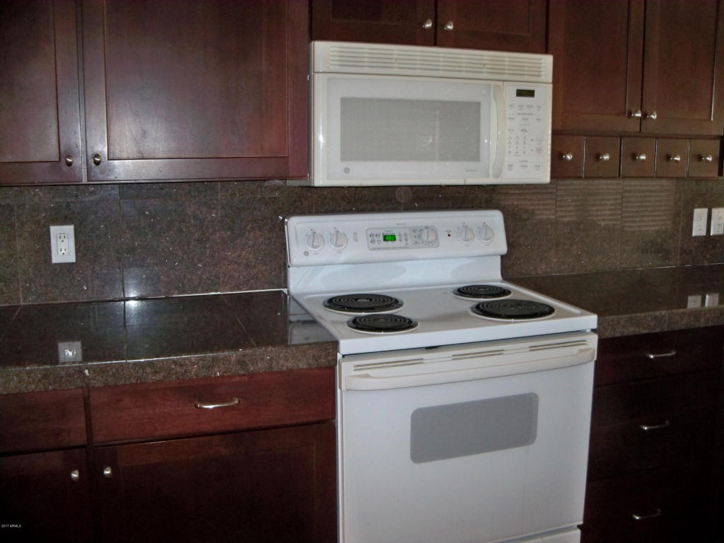 1249 E Taro Ln, Phoenix, AZ 85024 photo 6