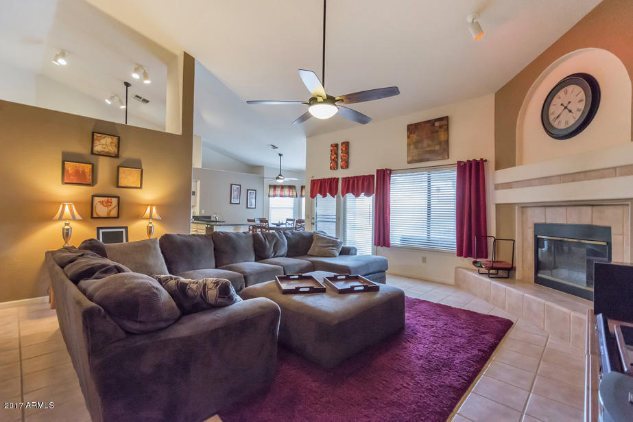 2039 E Tecoma Rd, Phoenix, AZ 85048 photo 8