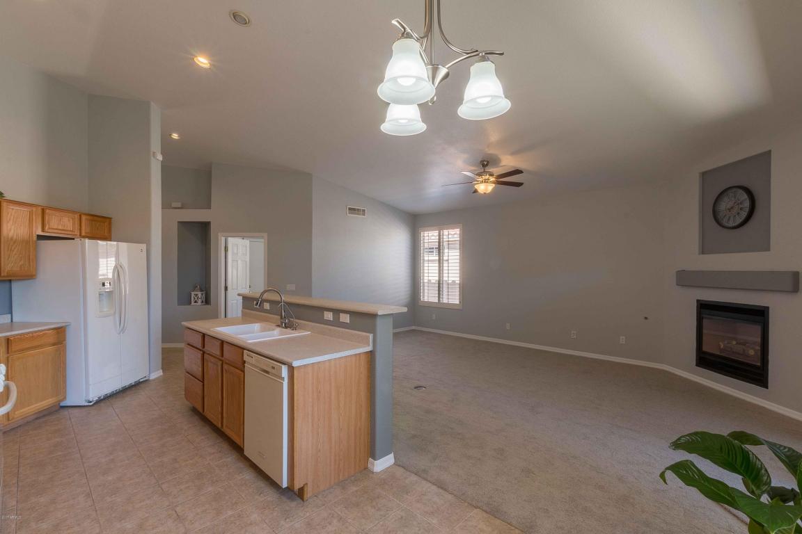 4489 E Apricot Ln, Gilbert, AZ 85298 photo 11