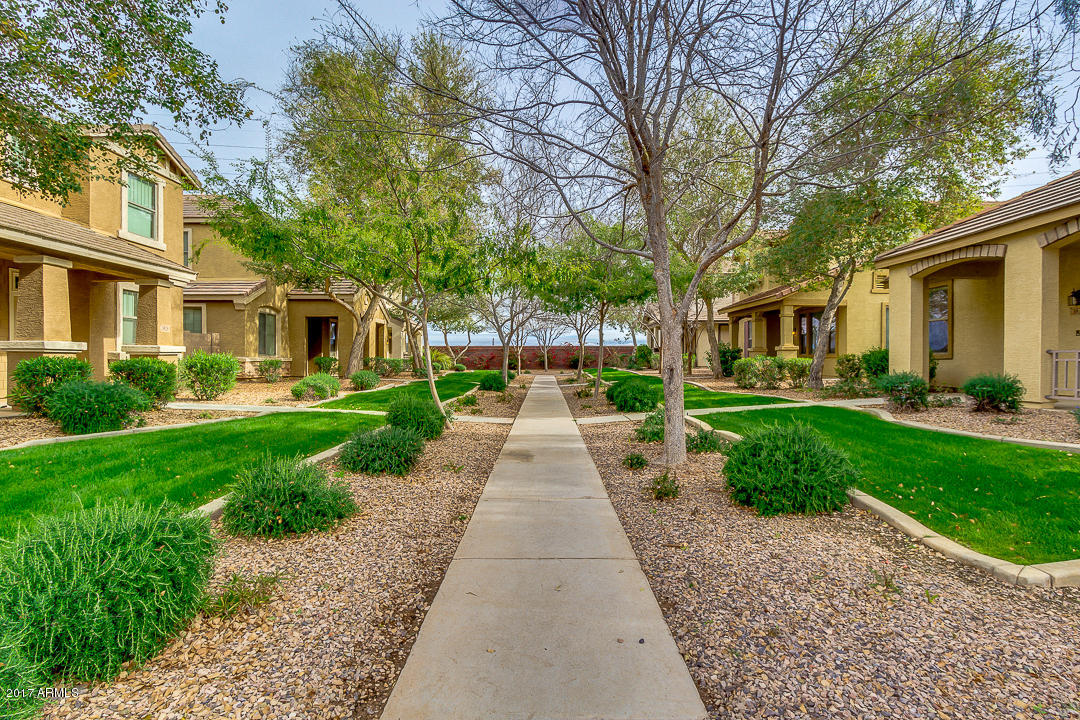 3838 E Yeager Dr, Gilbert, AZ 85295 photo 2