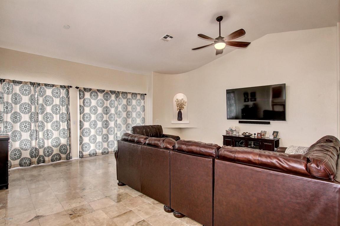 901 S Dolphin Dr, Gilbert, AZ 85233 photo 14