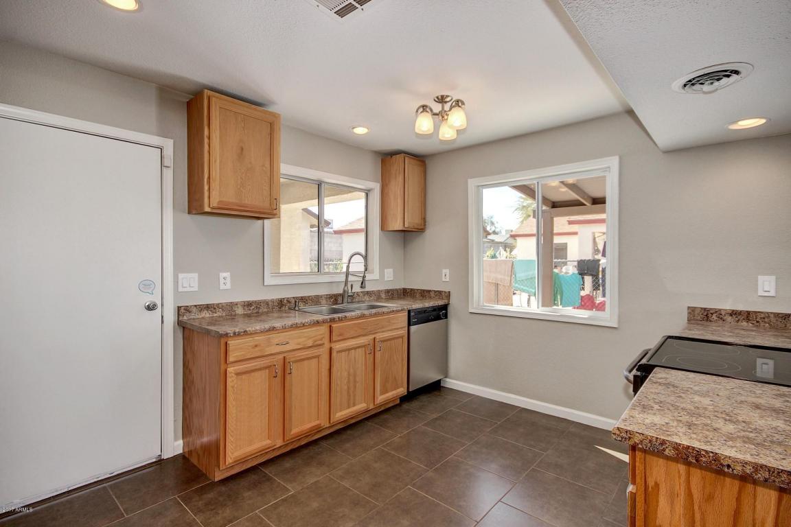 1401 E Saint Charles Ave, Phoenix, AZ 85042 photo 3