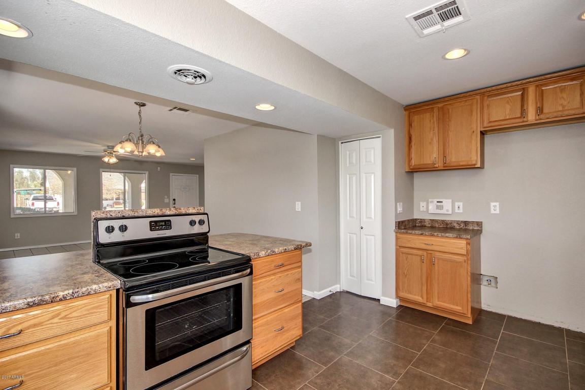 1401 E Saint Charles Ave, Phoenix, AZ 85042 photo 2