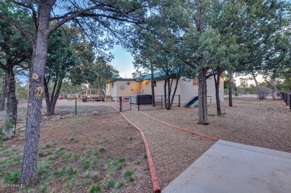 3340 Cedar Dr, Overgaard, AZ 85933 photo 35