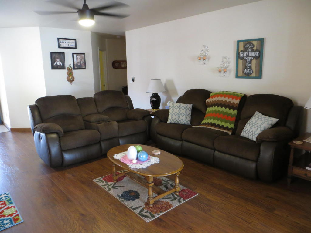 2174 S Lawther Dr, Apache Junction, AZ 85120 photo 2