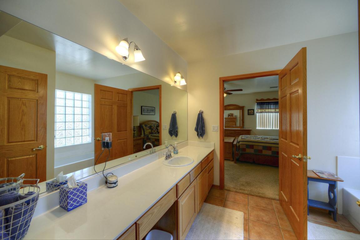 5011 E Mitchell Dr, Phoenix, AZ 85018 photo 20