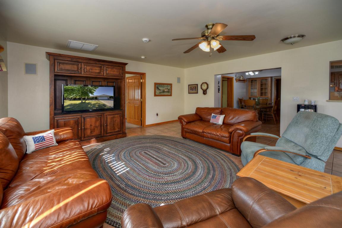 5011 E Mitchell Dr, Phoenix, AZ 85018 photo 16