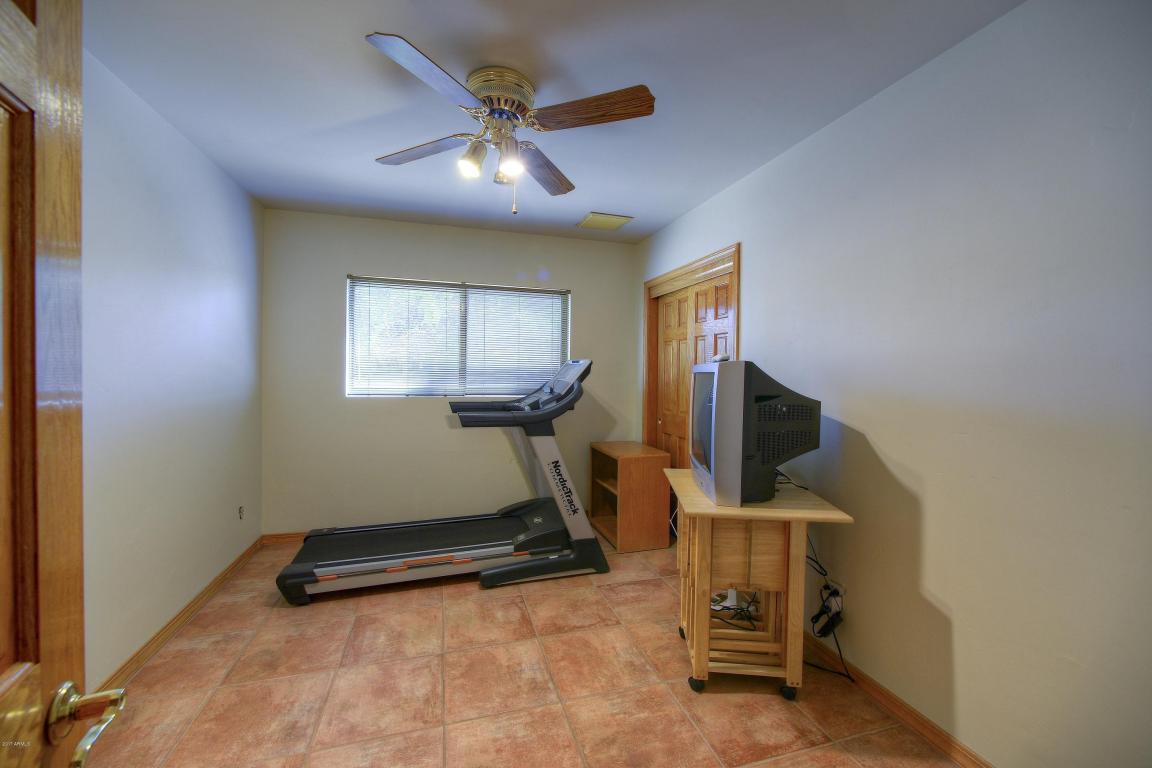 5011 E Mitchell Dr, Phoenix, AZ 85018 photo 12