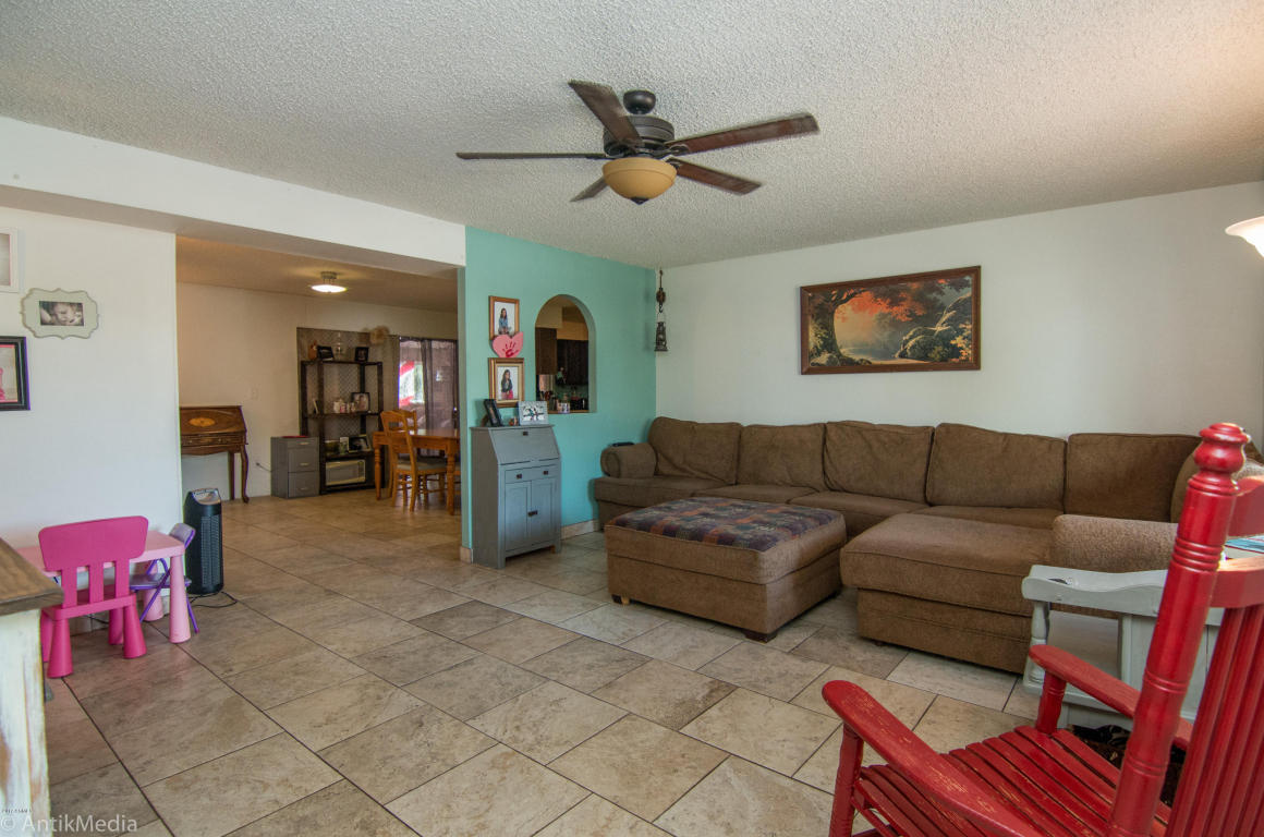 3541 E Sunnyside Dr, Phoenix, AZ 85028 photo 3