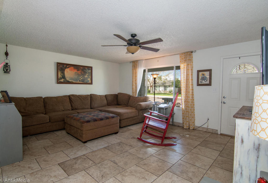 3541 E Sunnyside Dr, Phoenix, AZ 85028 photo 2