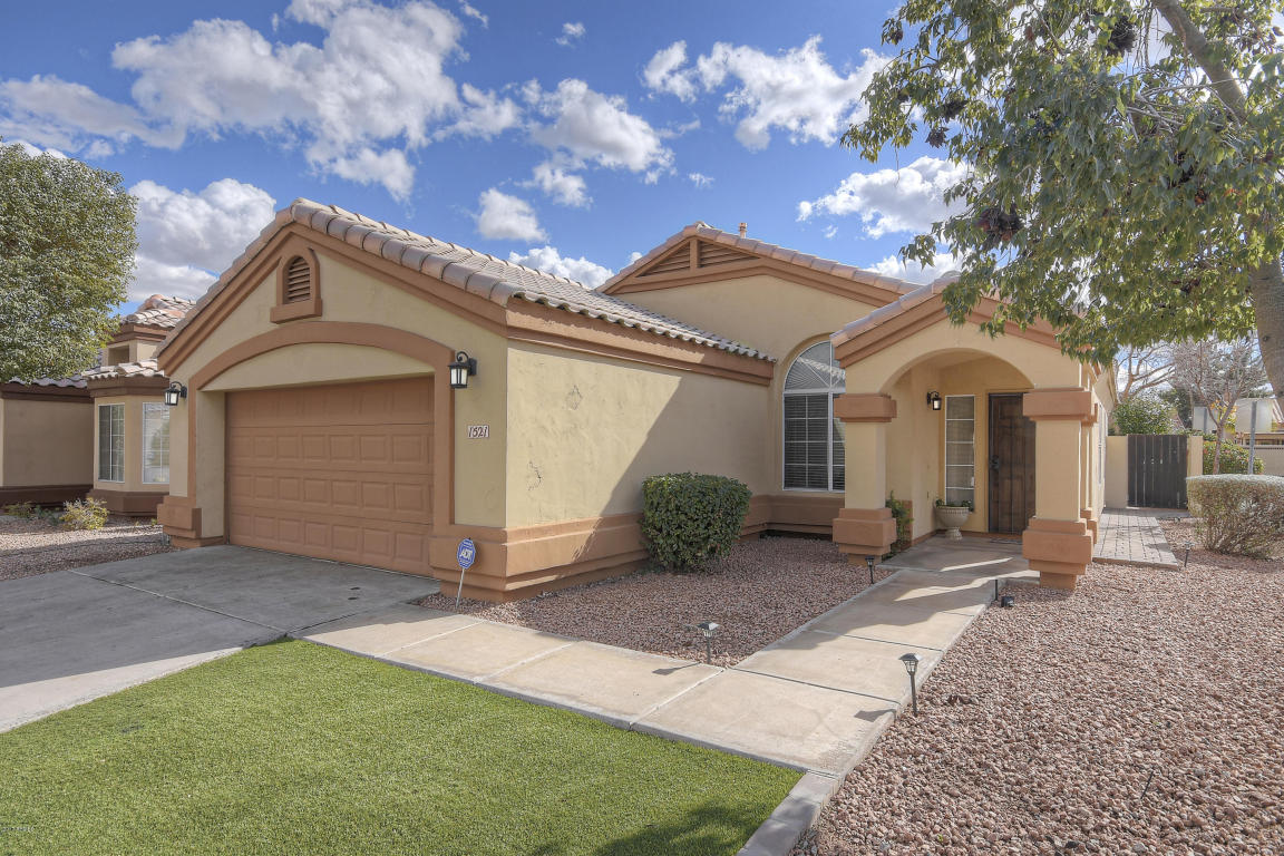 1521 W Shellfish Dr, Gilbert, AZ 85233 photo 1