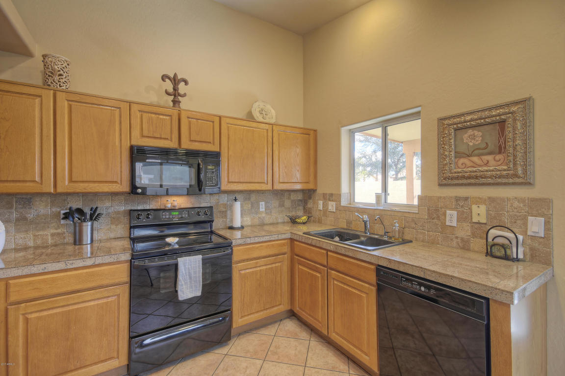 1521 W Shellfish Dr, Gilbert, AZ 85233 photo 4