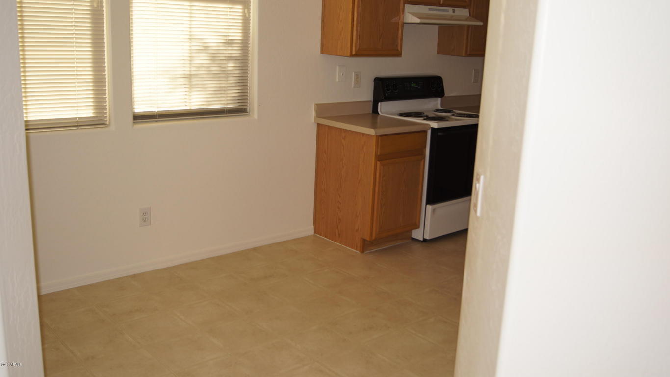 1917 Emily Ln, Gilbert, AZ 85295 photo 5