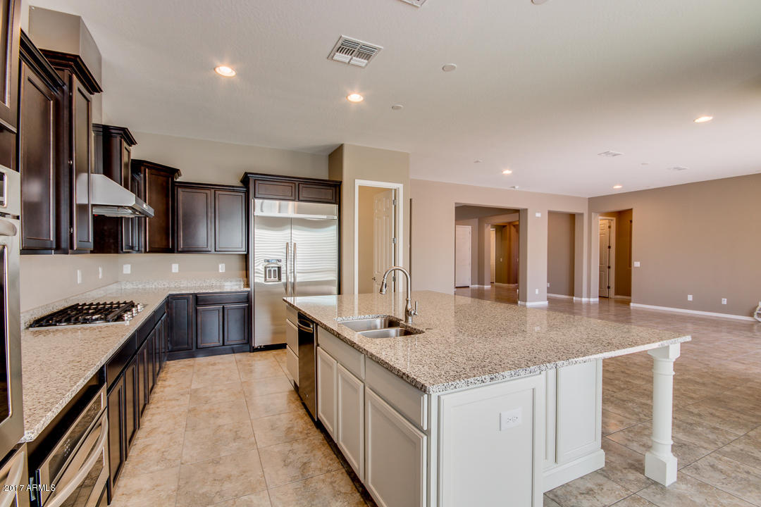 3299 E Magnolia Dr, Gilbert, AZ 85298 photo 5