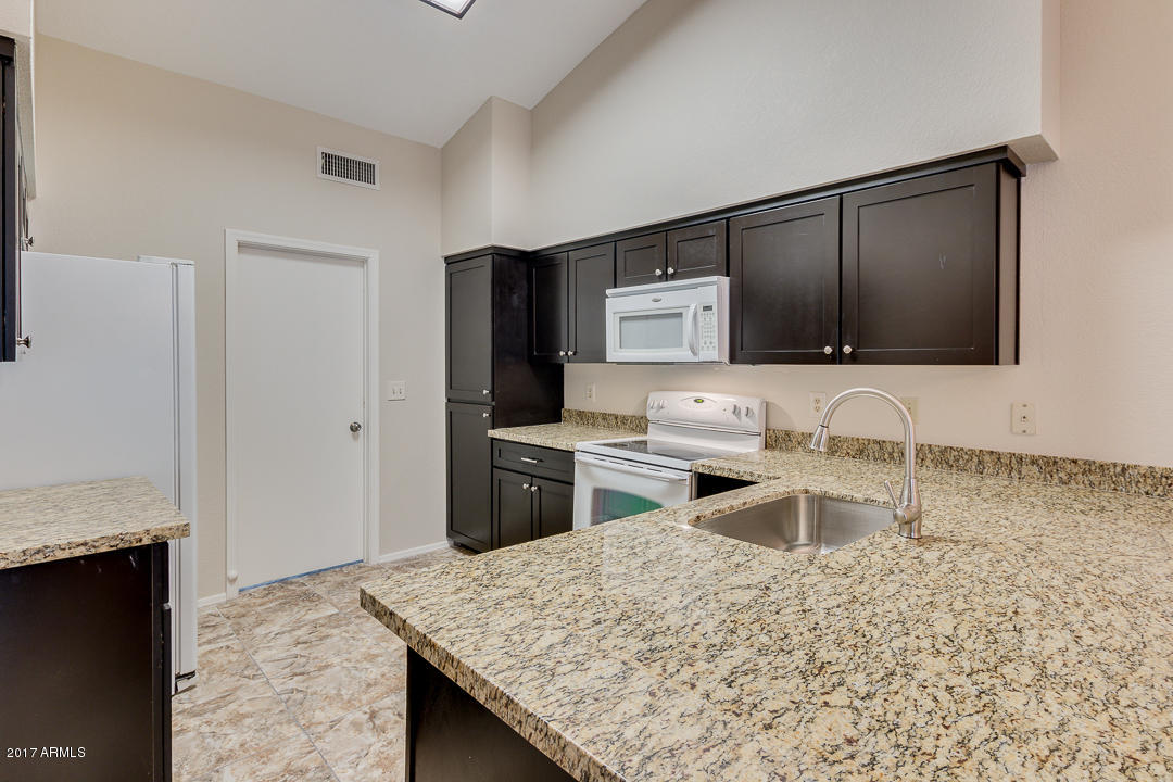 4419 E Towne Ln, Gilbert, AZ 85234 photo 8