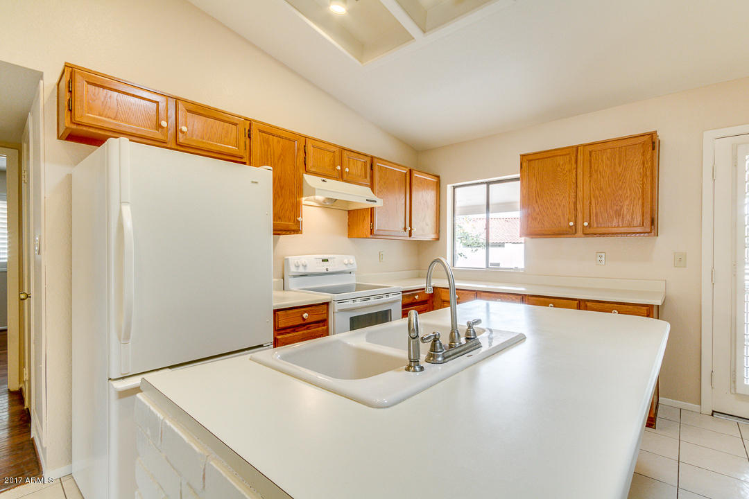 836 E Forest Hills Dr, Phoenix, AZ 85022 photo 17