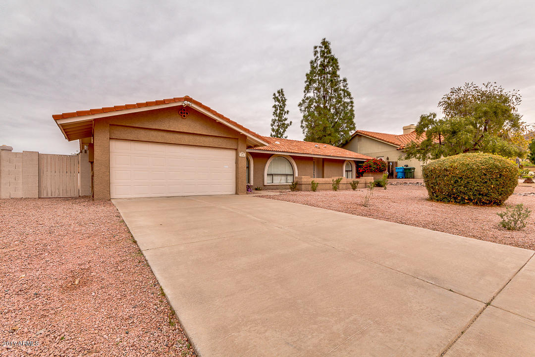 836 E Forest Hills Dr, Phoenix, AZ 85022 photo 4