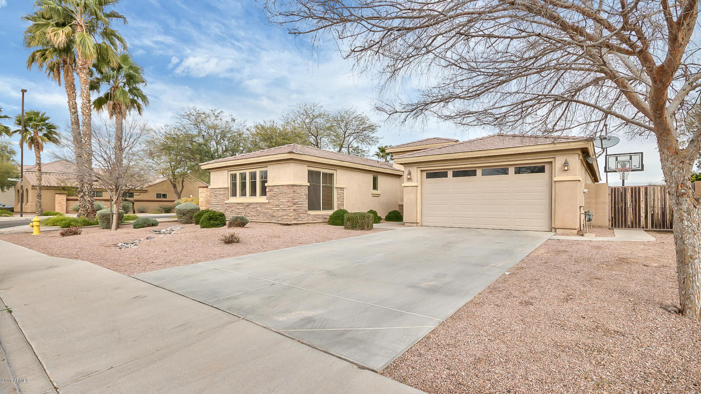 1456 E Tierra St, Gilbert, AZ 85297 photo 2