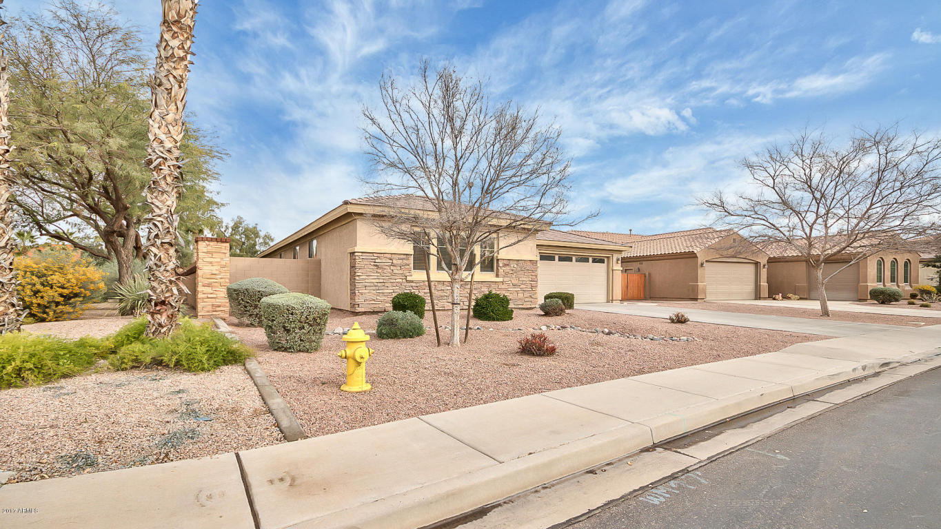 1456 E Tierra St, Gilbert, AZ 85297 photo 3