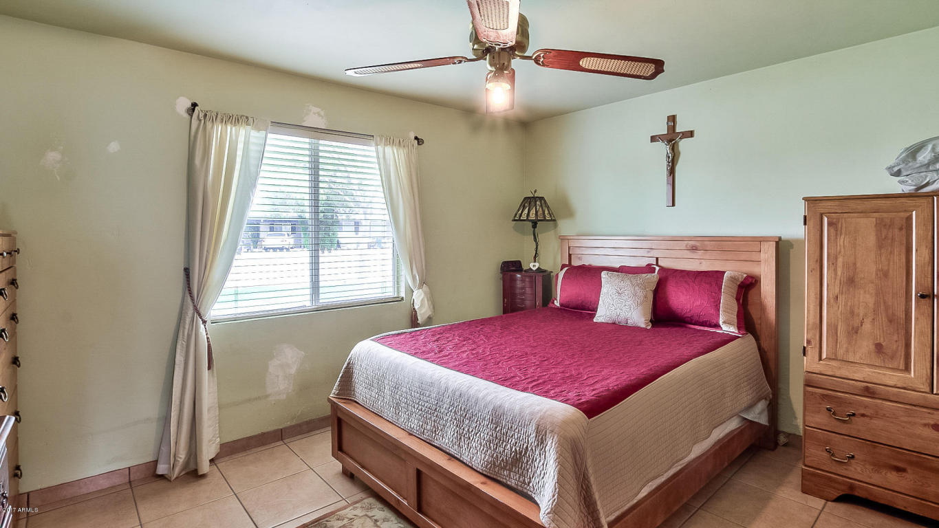 3901 E Clarendon Ave, Phoenix, AZ 85018 photo 18