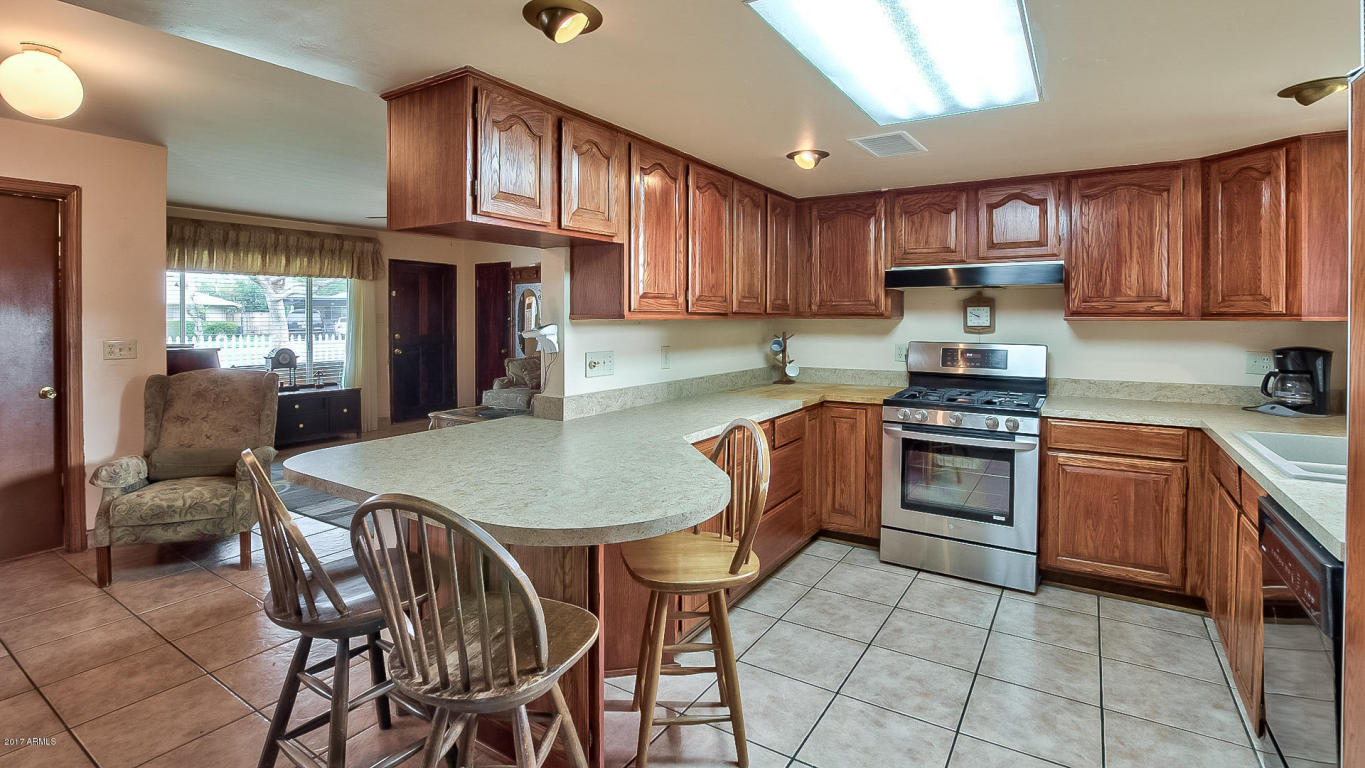 3901 E Clarendon Ave, Phoenix, AZ 85018 photo 10