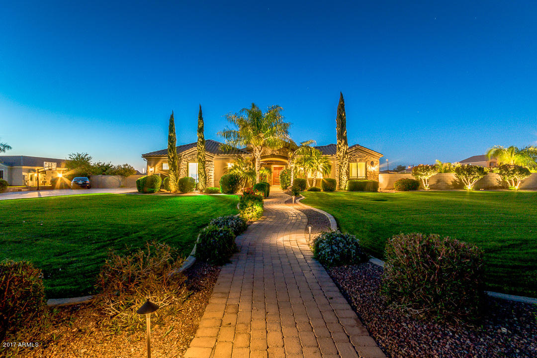 2788 E Claxton Ct, Gilbert, AZ 85297 photo 1