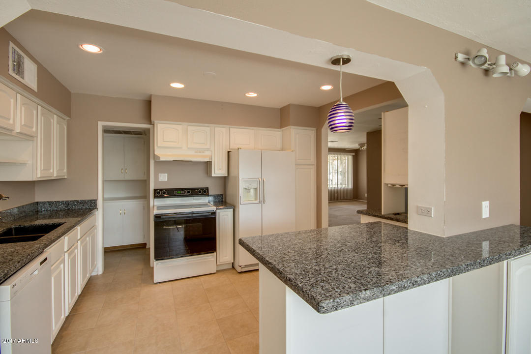 3425 E Turney Ave, Phoenix, AZ 85018 photo 8