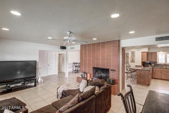 526 E Concorda Dr, Tempe, AZ 85282 photo 10