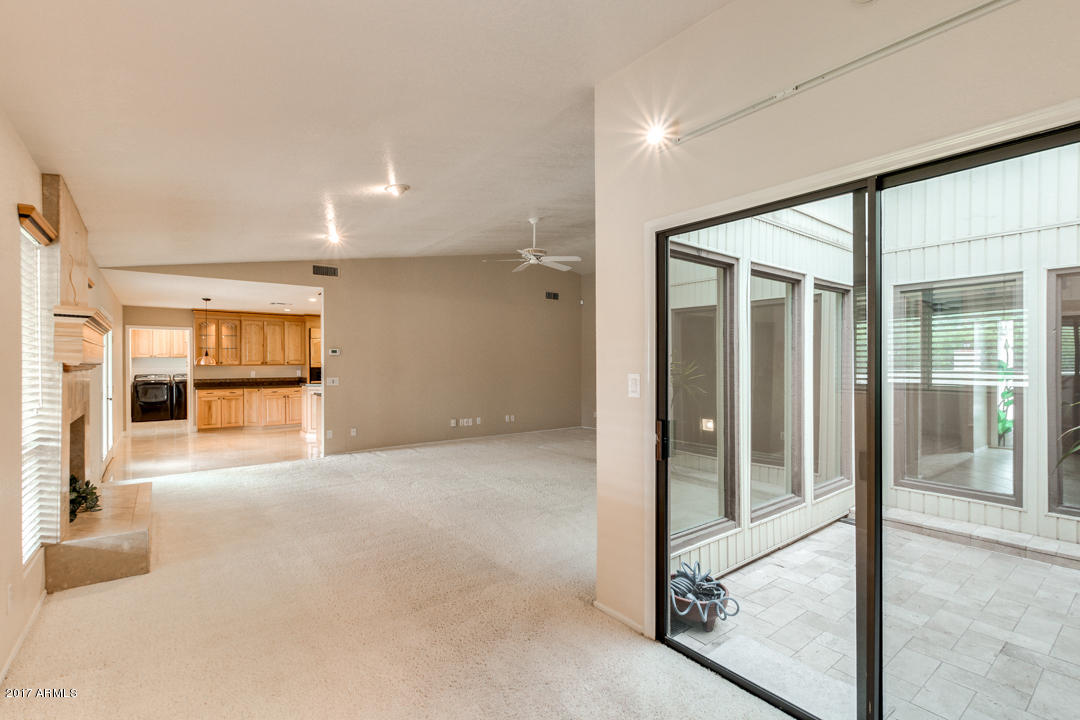 17 E Aster Dr, Phoenix, AZ 85022 photo 38