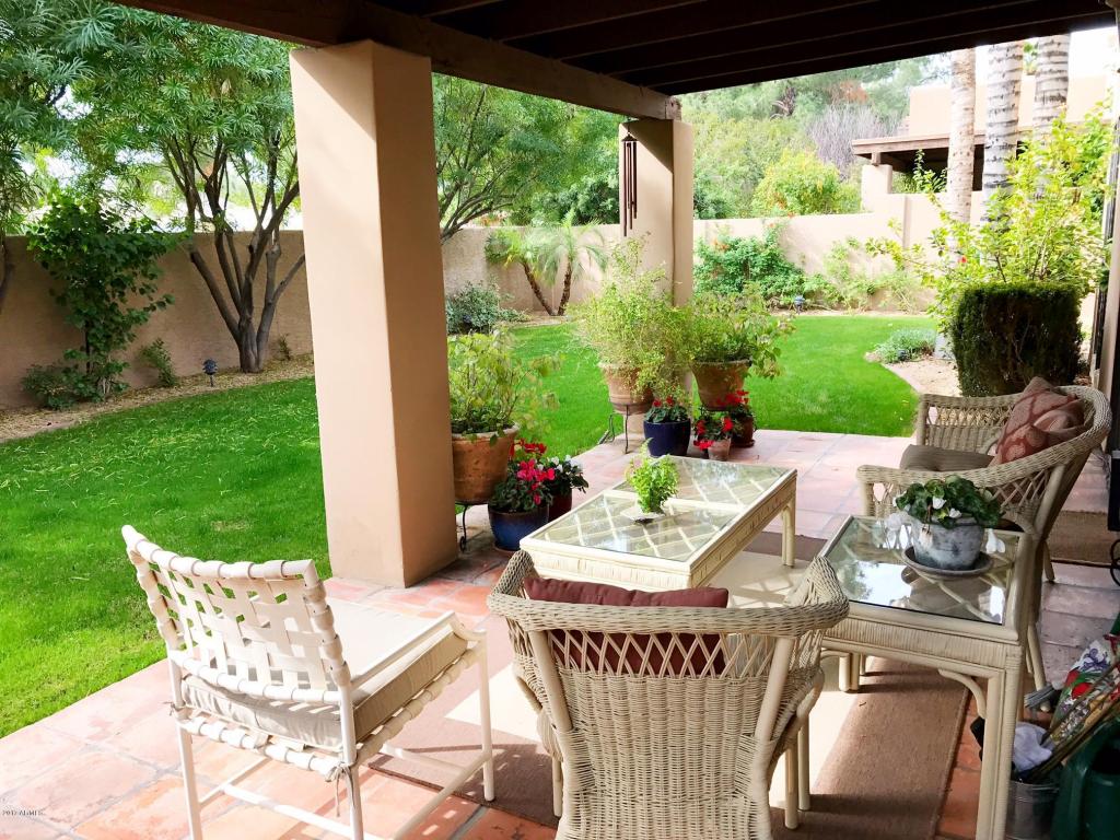 4059 E Round Hill Dr, Phoenix, AZ 85028 photo 6