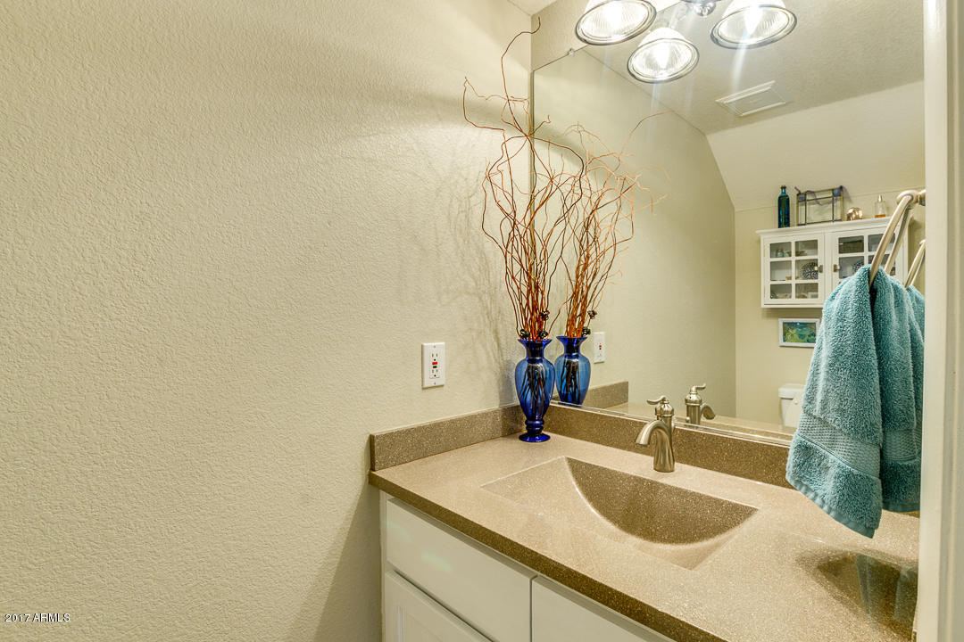 2121 E Robin Ln, Phoenix, AZ 85024 photo 18