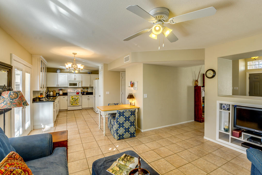 2121 E Robin Ln, Phoenix, AZ 85024 photo 12