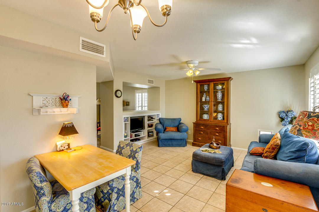 2121 E Robin Ln, Phoenix, AZ 85024 photo 7