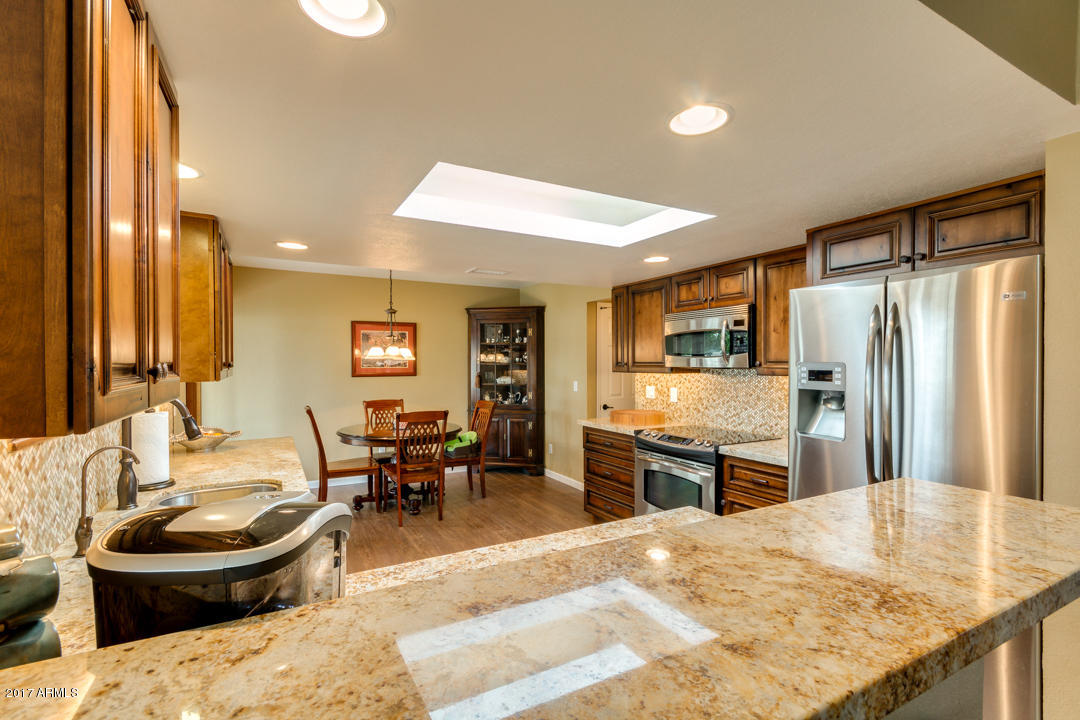 2454 E Cheryl Dr, Phoenix, AZ 85028 photo 15
