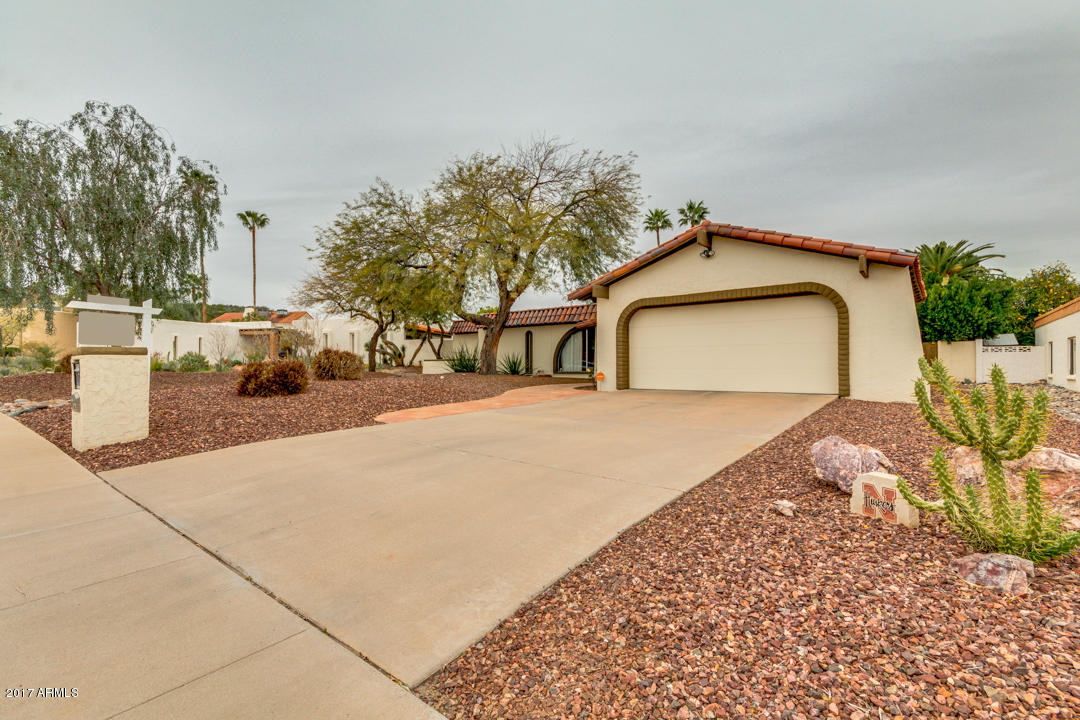 2454 E Cheryl Dr, Phoenix, AZ 85028 photo 3