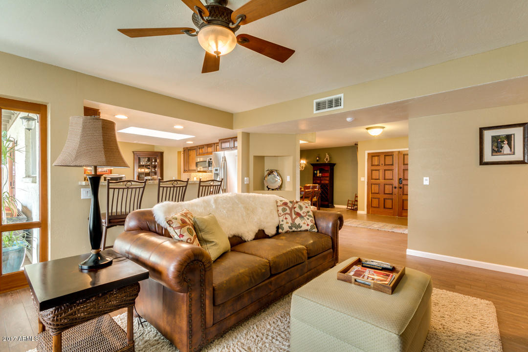 2454 E Cheryl Dr, Phoenix, AZ 85028 photo 13