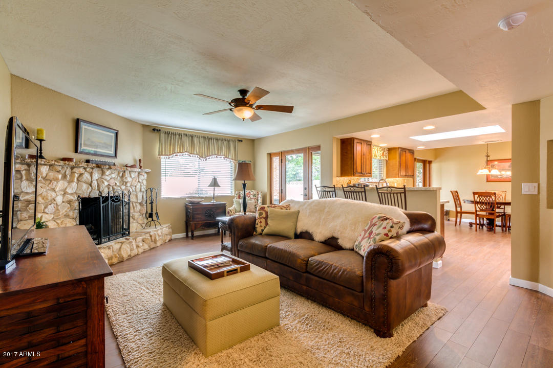 2454 E Cheryl Dr, Phoenix, AZ 85028 photo 12