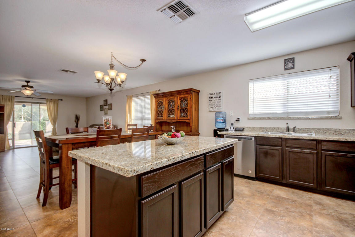914 E Pedro Rd, Phoenix, AZ 85042 photo 13