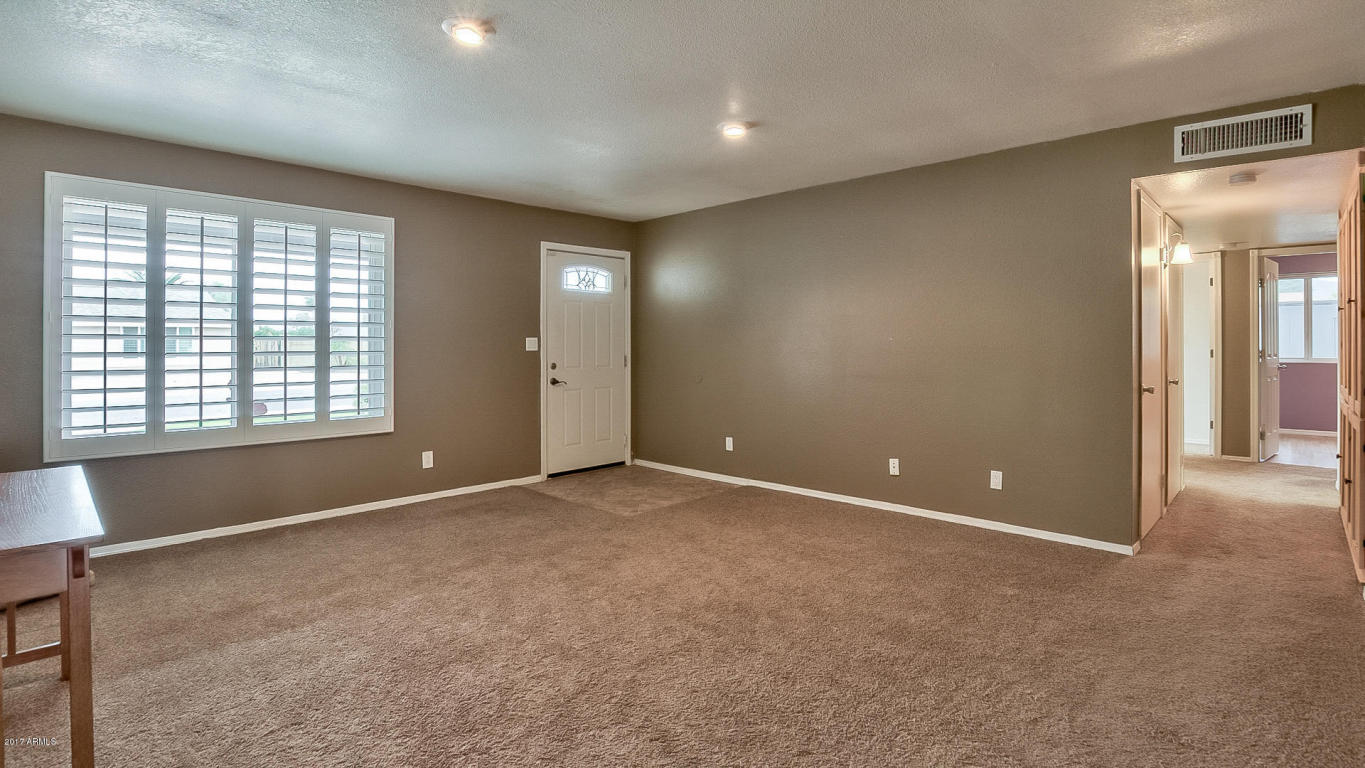 5102 E Tunder Dr, Phoenix, AZ 85044 photo 6