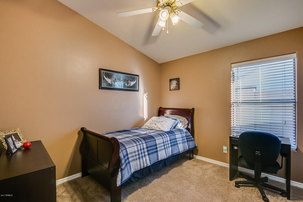 2307 S Peppertree Dr, Gilbert, AZ 85295 photo 12