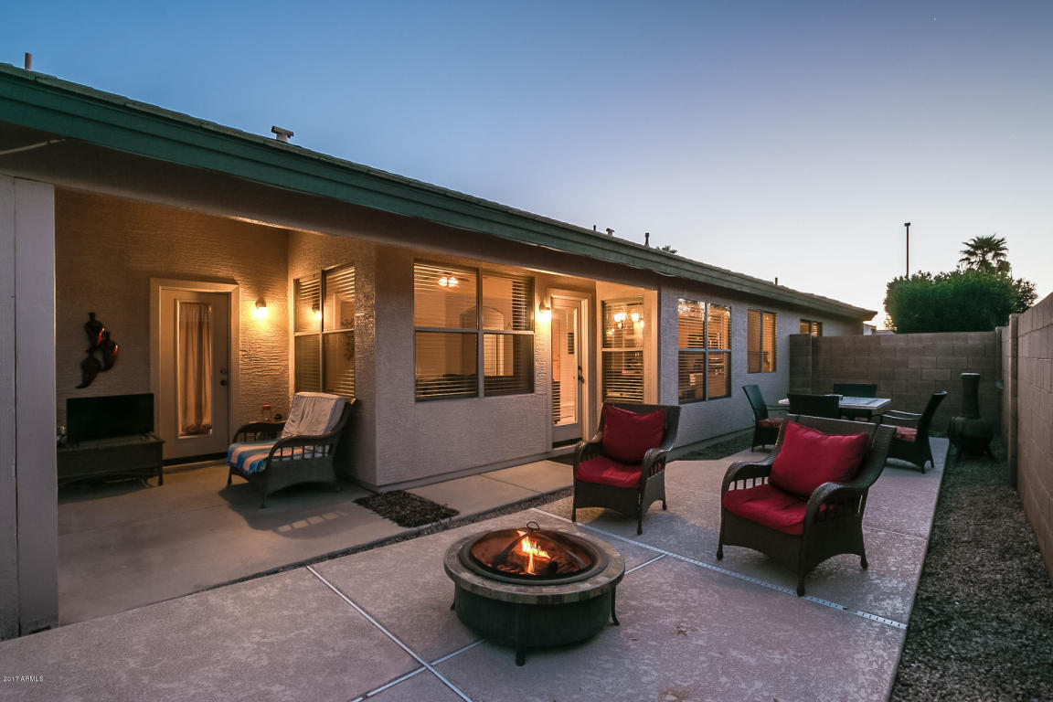 2307 S Peppertree Dr, Gilbert, AZ 85295 photo 7