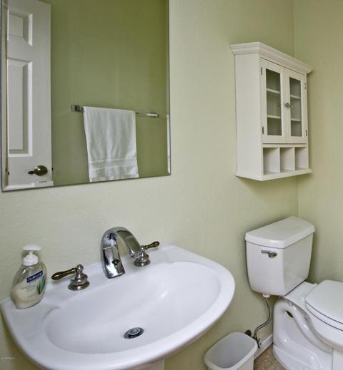 504 E Blue Eagle Ln, Phoenix, AZ 85086 photo 9