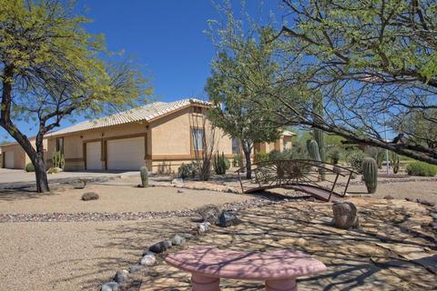 504 E Blue Eagle Ln, Phoenix, AZ 85086 photo 1