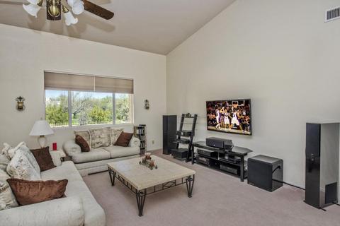 504 E Blue Eagle Ln, Phoenix, AZ 85086 photo 4