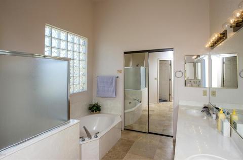 504 E Blue Eagle Ln, Phoenix, AZ 85086 photo 12
