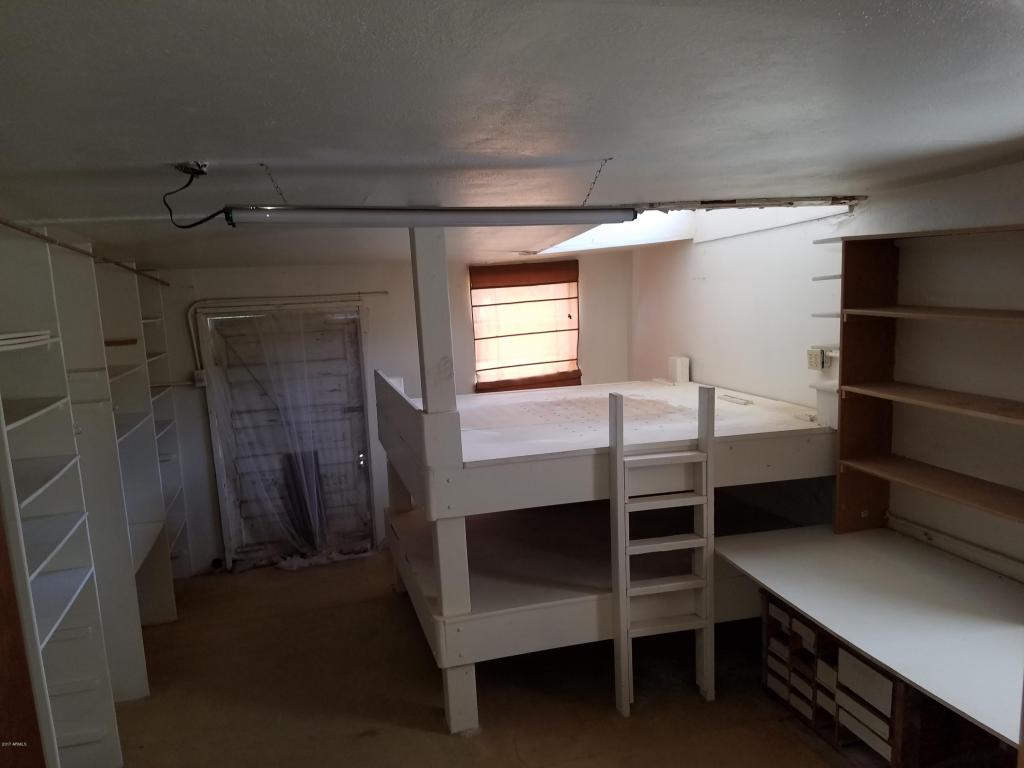 988 S Desert View Dr, Apache Junction, AZ 85120 photo 4