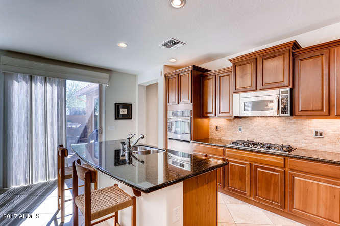 3870 E Cat Balue Dr, Phoenix, AZ 85050 photo 10