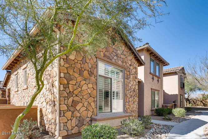 3870 E Cat Balue Dr, Phoenix, AZ 85050 photo 1